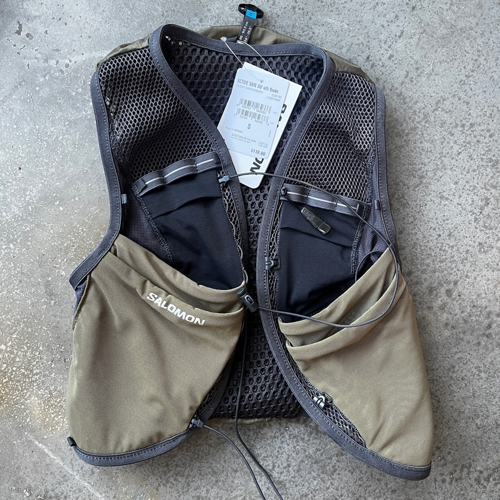 Salomon Active Skin 8W Running Vest (Small)